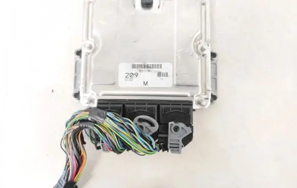 Mitsubishi Space Star Engine control unit/module 0281011104 020824