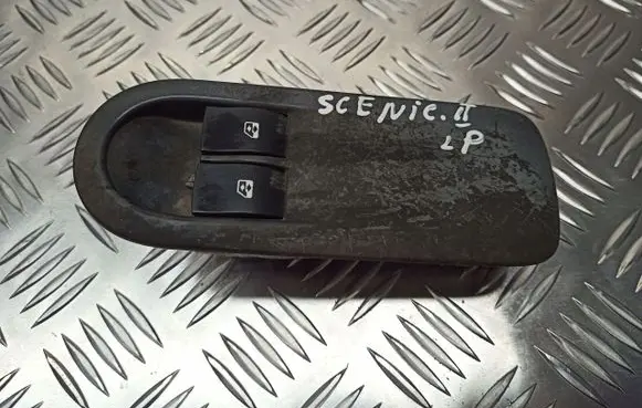 Renault Scenic II - Grand scenic II Front door window switch trim 156018090