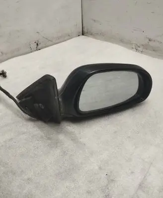 Mazda 626 Front door electric wing mirror E13010519