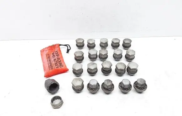 Nuts/bolts
