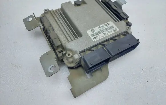 Volkswagen Golf V Engine control unit/module 03G906016BQ 0281011906