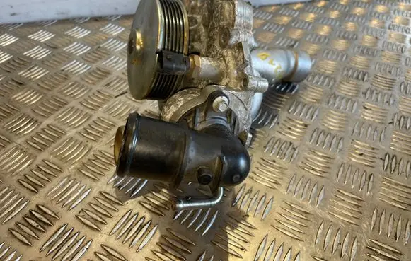 Maserati Ghibli Water pump 054953