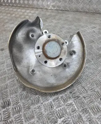 Audi A6 C7 Rear wheel hub 8K0505435AD