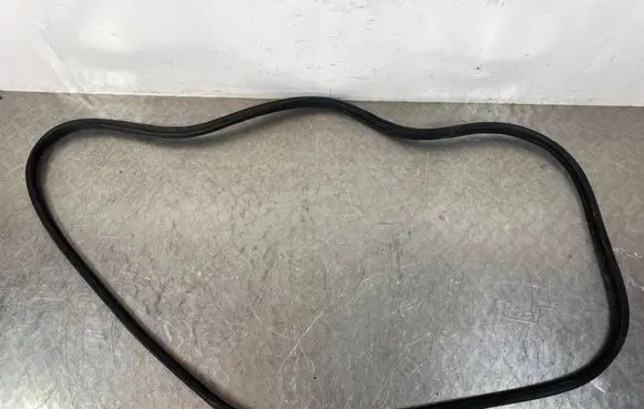Honda CR-V Trunk rubber seal (body) 