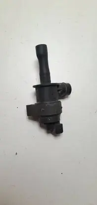 Volvo V70 Vacuum valve 8653909 903092