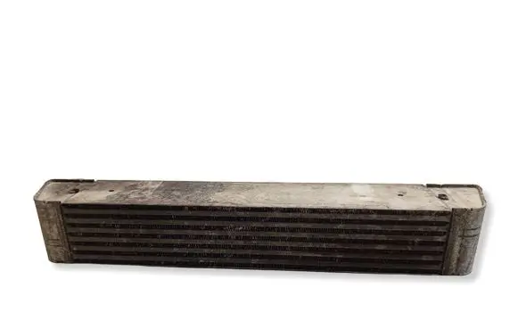BMW 5 E60 E61 Intercooler air channel guide F6438000 779582