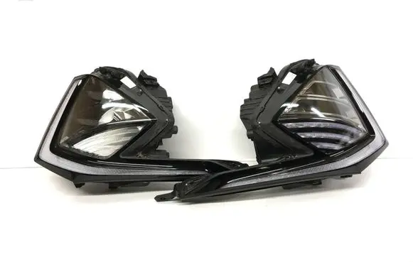 KIA Sportage Headlight/headlamp 92101-R2XXX