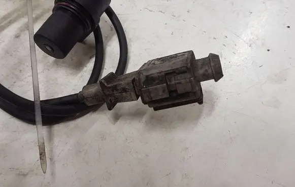 Audi A6 S6 C5 4B Crankshaft position sensor 078906433A