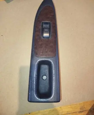 Toyota Avensis T220 Quarter vent window switch 7423105070