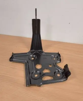 Toyota RAV 4 (XA50) Battery bracket 