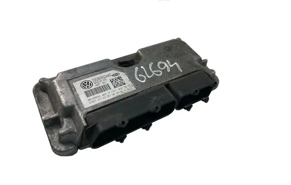Volkswagen Polo Engine control unit/module ECU 03C906024AD