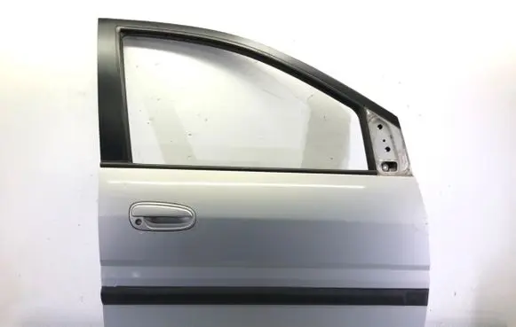 Hyundai Matrix Front door