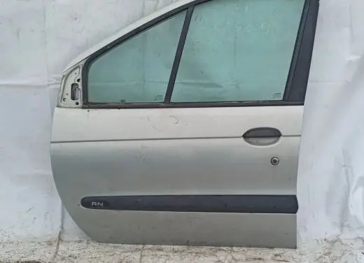 Renault Scenic I Front door Pilka