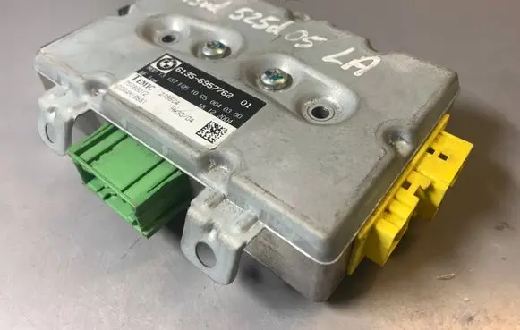BMW 5 E60 E61 Door control unit/module 6957762 75789012 DDR4M18B81