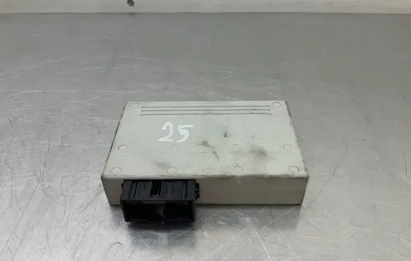 BMW 5 E60 E61 Center console control module 9138969