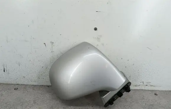 KIA Carens I Front door electric wing mirror 