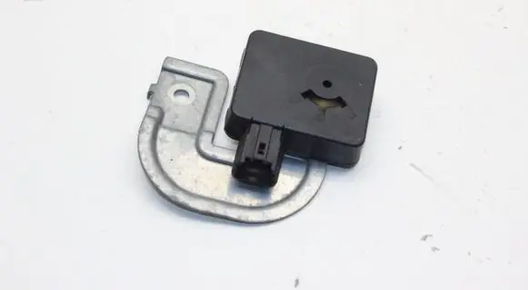 Nissan Leaf I (ZE0) Alarm system siren 