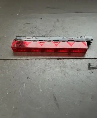 Ford Focus Third/center stoplight 1S7113A613AE
