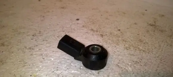 Audi A6 S6 C6 4F Detonation knock sensor 030905377C