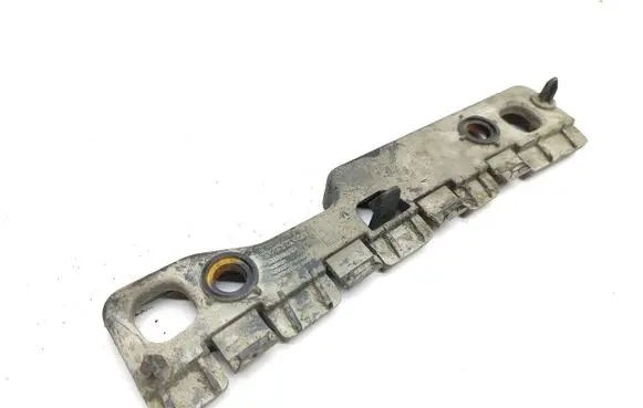 Volvo S90, V90 Front bumper mounting bracket 31386127