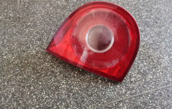 Volkswagen Golf V Tailgate rear/tail lights 1K6945093J