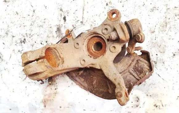 Volkswagen Caddy Front wheel hub