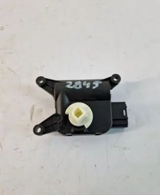 Volkswagen Eos Air flap motor/actuator 3C1907511B
