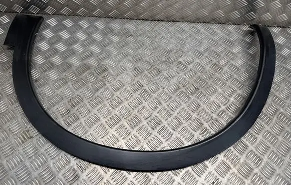 Nissan Qashqai Front arch trim 63811BR01A