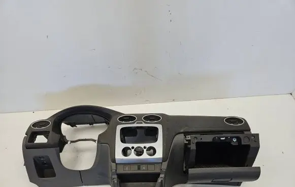 Ford Focus Dashboard