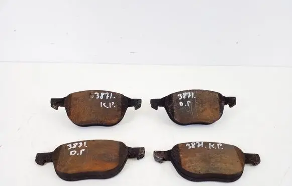 Volvo V50 Brake pads (front) 30742030