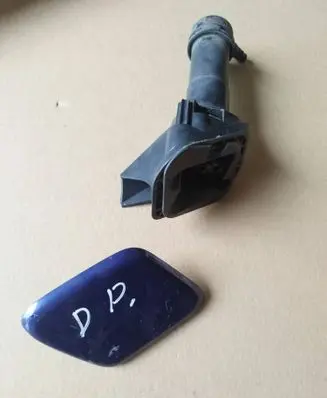 Nissan Micra Headlight washer spray nozzle cap/cover 28658AX600