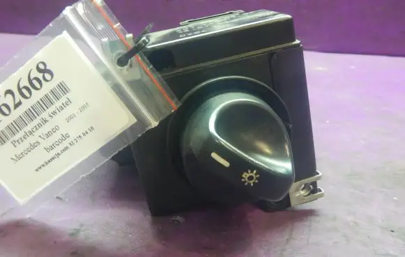 Mercedes-Benz Vaneo W414 Light switch 1685450604
