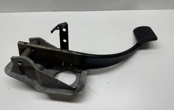 Dodge Durango III Brake pedal 68303341AC 8B272