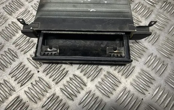 Audi A6 S6 C4 4A Car ashtray 4A1857951D