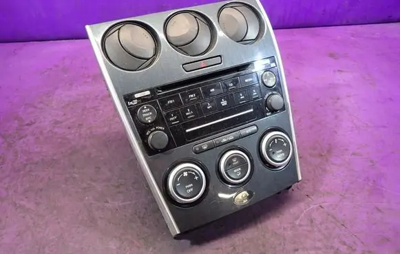 Mazda 6 Radio/CD/DVD/GPS head unit 