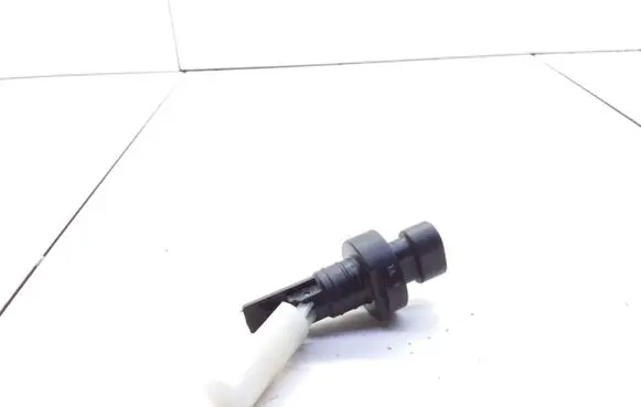 Opel Vectra B Windshield washer fluid level sensor 0023935 90346056