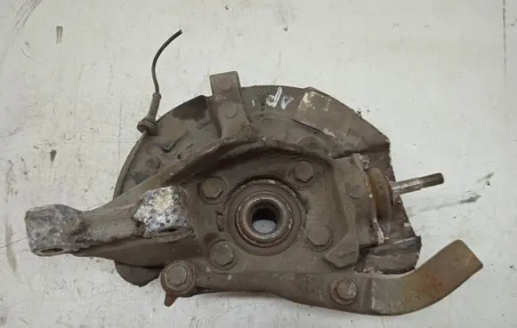 Volvo S60 Front wheel hub