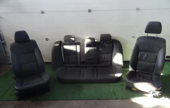 Seat set
