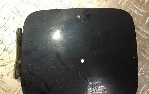 Mazda 323 Fuel tank cap
