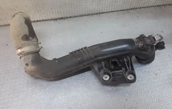 Audi A5 8T 8F Intercooler hose/pipe 8K0145673AK