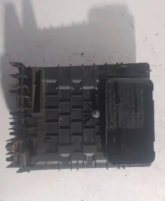 Skoda Octavia Mk2 (1Z) Fuse module 1K0937125A