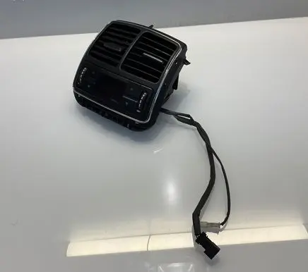 Mercedes-Benz CLS C219 Rear air vent grill 2118300254 A2118300254