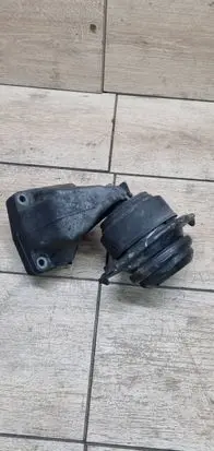 Mercedes-Benz ML W164 Engine mount bracket A2512404617