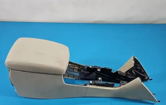 Infiniti FX Armrest P13609B11000 IMPRK1591261