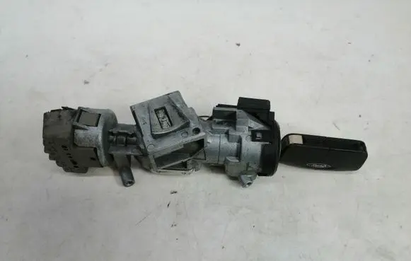Ford Focus Ignition lock 3M513F880AD