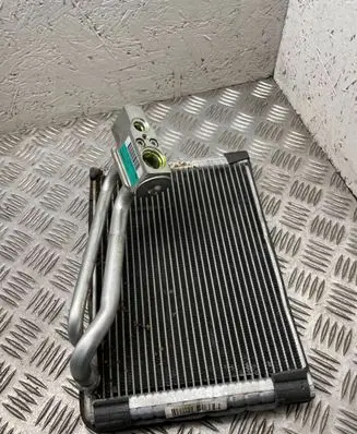 Air conditioning (A/C) radiator (interior)
