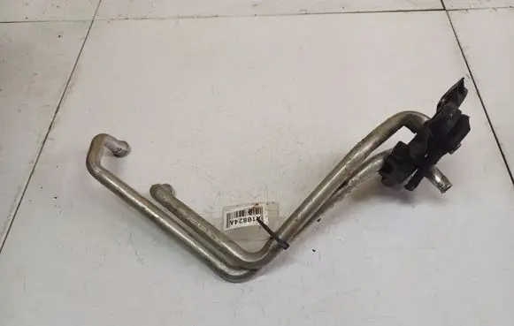 Mitsubishi Endeavor Engine coolant pipe/hose