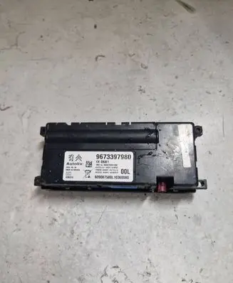 Citroen C5 Bluetooth control unit module 9673397980