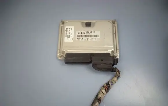 Audi A4 S4 B6 8E 8H Engine control unit/module 8E0909059 0261207579
