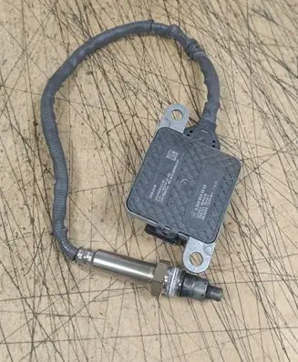 Mercedes-Benz E W213 Lambda probe sensor A0009053009